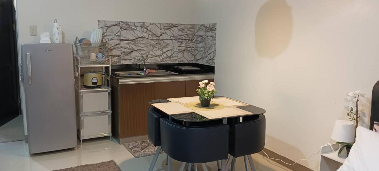 Katliza Condotel Kassel Residences Paranaque City Exterior foto